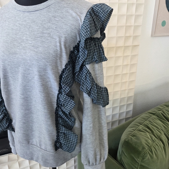 Anthropologie NuRode Gray Pullover Sweatshirt, Boho Green Ruffle Plaid Sleeve SM - Picture 4 of 8